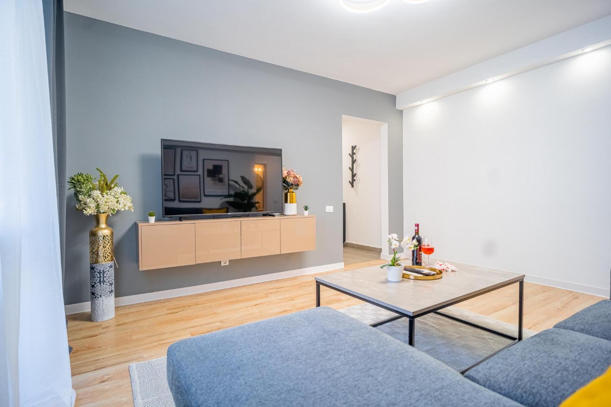 Spacious Newly Renovated 2Br Apartments With Balcony Bucareste Exterior foto